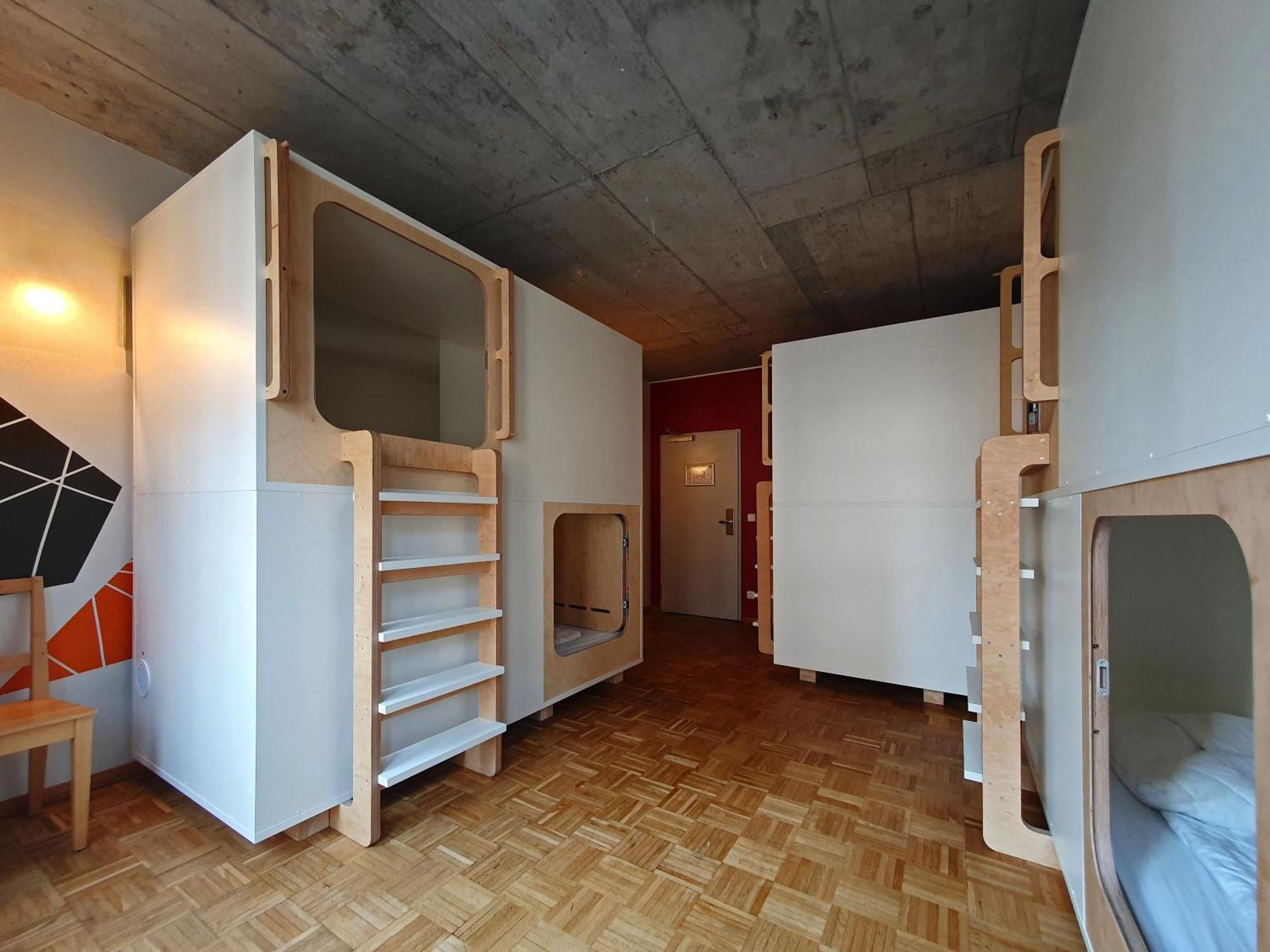 Hostel Five Elements And Capsules Frankfurt Frankfurt am Main